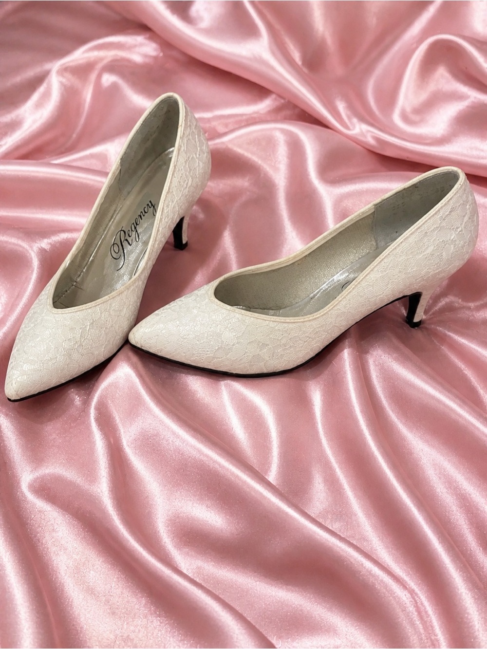 Regency Ivory Lace Pointed Toe Mid-Heel Pumps